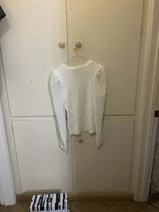 Madden Girl Juniors' Ribbed Clip-Dot Sleeve Crew Neck Fine Gauge Sweater - Picture 3 of 3